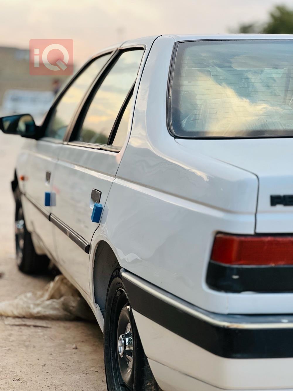بيجو 405
